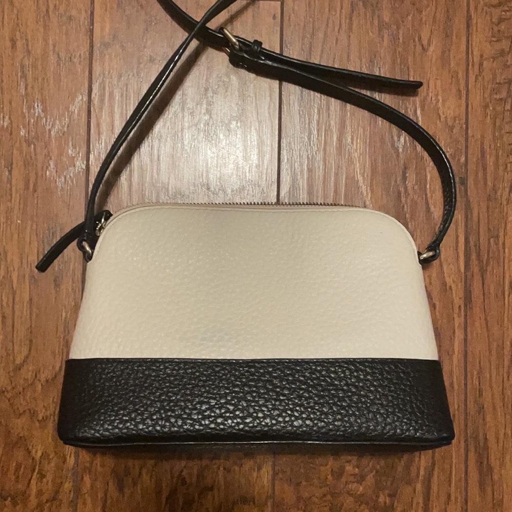 Kate Spade Purse - Picture 3 of 4